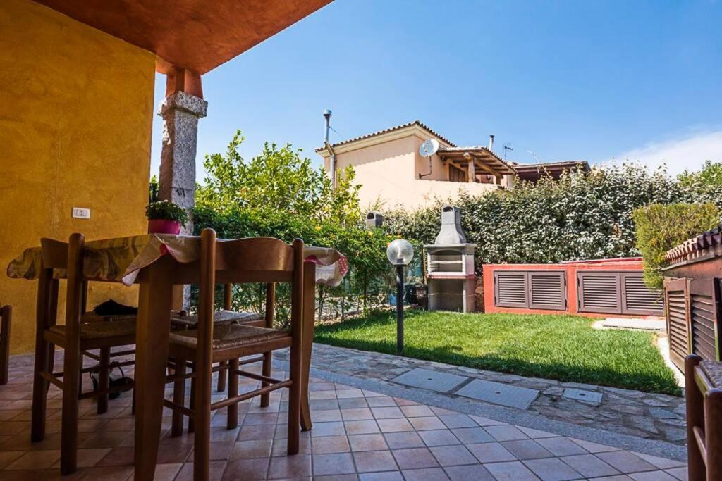 Villa Molly San Teodoro  Bagian luar foto
