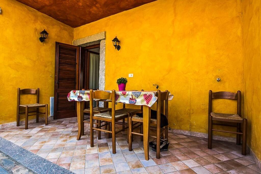 Villa Molly San Teodoro  Bagian luar foto