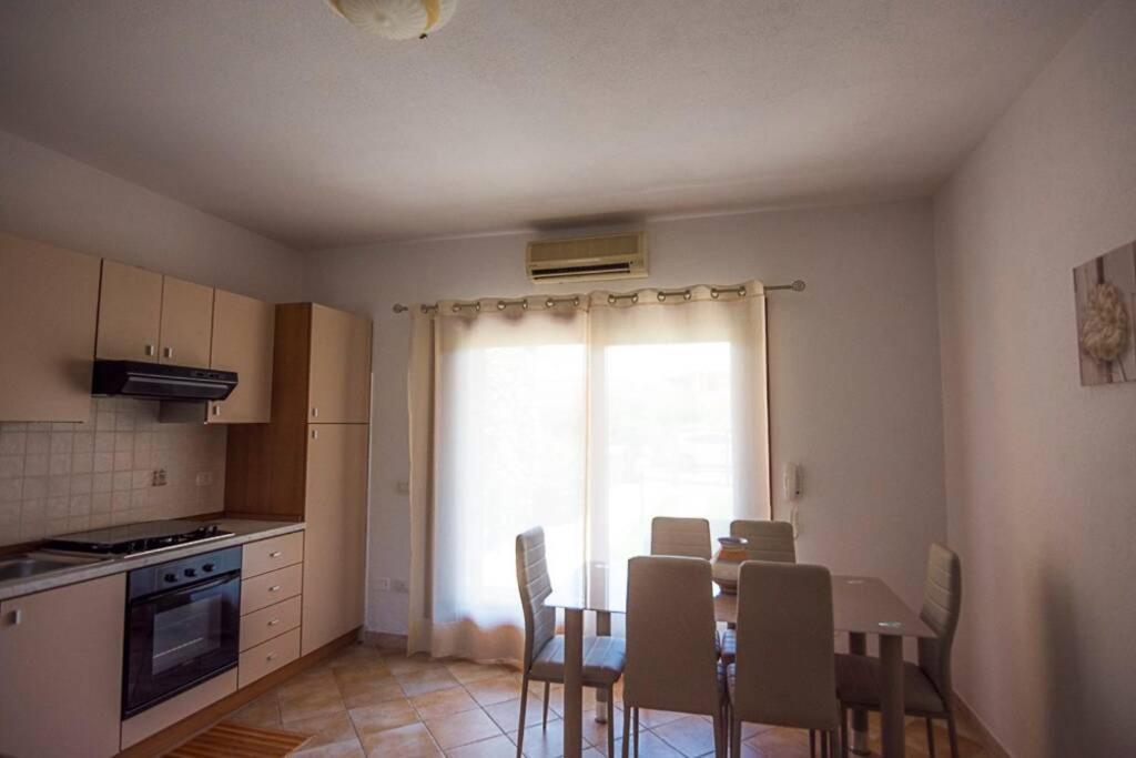 Villa Molly San Teodoro  Bagian luar foto