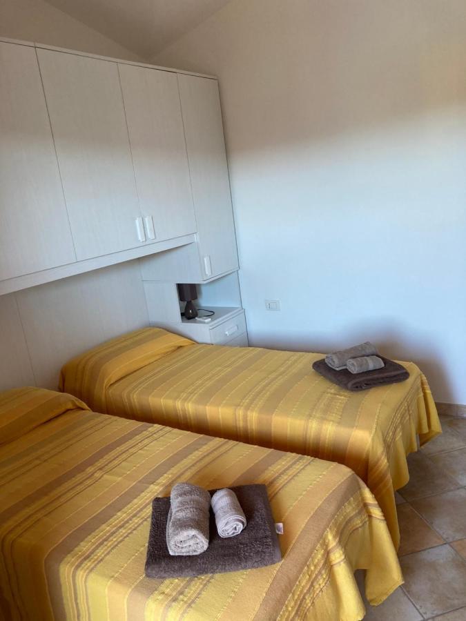 Villa Molly San Teodoro  Bagian luar foto